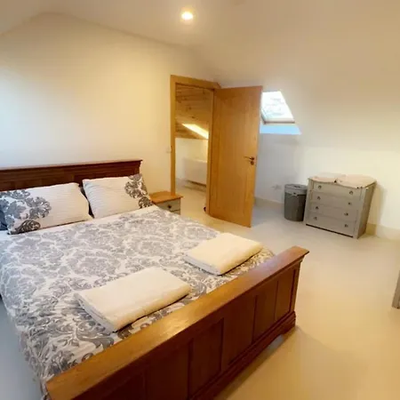 Apartment Hart Annex Claremorris